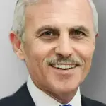 هل يصلح العطار ما أفسده الدهر؟