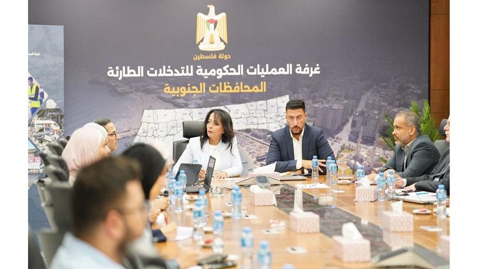 غرق وتطاير آلاف الخيام وتحذيرات من سيول وانهيار مبانٍ في ظل نقص حاد بالوقود ووسائل الإغاثة