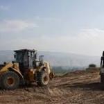 الاحتلال يبدأ بناء الحاجز العسكري الجديد عند مدخل عين شبلي بالأغوار