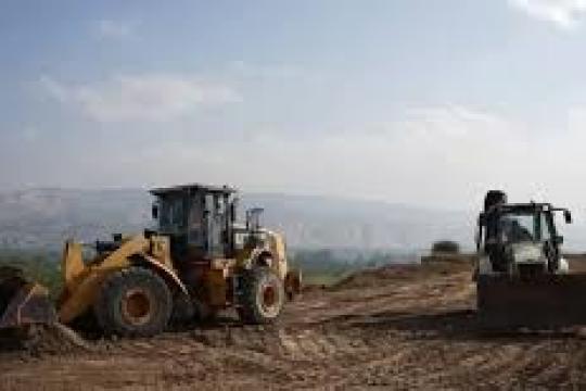 الاحتلال يبدأ بناء الحاجز العسكري الجديد عند مدخل عين شبلي بالأغوار