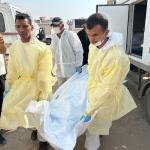 دفن جثامين 24 شهيدًا مجهولي الهوية بمقبرة الشهداء في دير البلح