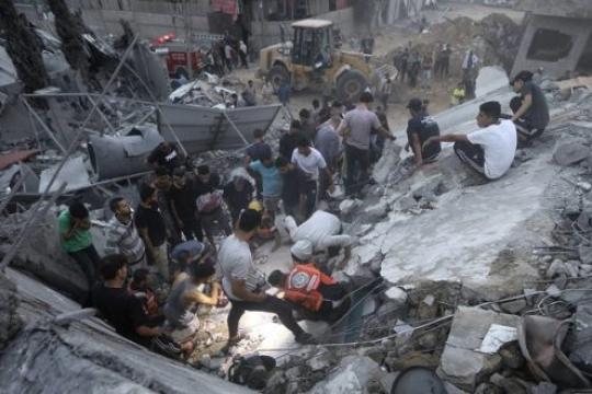 الدفاع المدني: نحو 8 آلاف جثمان عالقة تحت الأنقاض بغزة