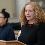 جامعة كولومبيا تعين رئيسا جديدا ذو خبرة في تفريق المظاهرات المؤيدة للفلسطينيين