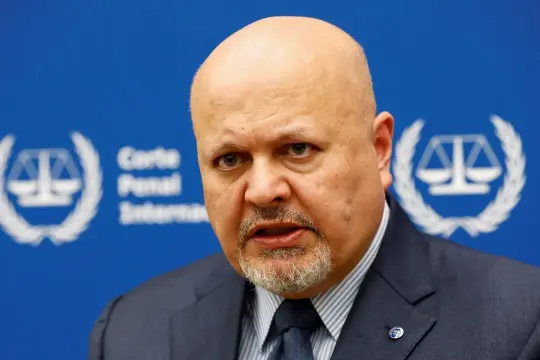 المحكمة الجنائية الدولية تصوت للمضي بإجراءات تأديبية ضد المدعي العام كريم خان