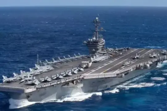 حاملة طائرات جديدة ترفع من مستوى التوتر بين واشنطن وطهران