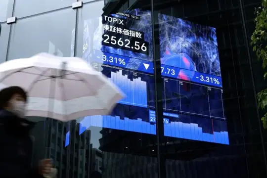 الأسهم الآسيوية تتراجع وسط مخاوف من الحرب الإيرانية واستمرار أسعار النفط قرب 100 دولار