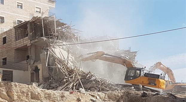 مقتل سائق جرافة إسرائيلي خلال هدم منزل في غزة