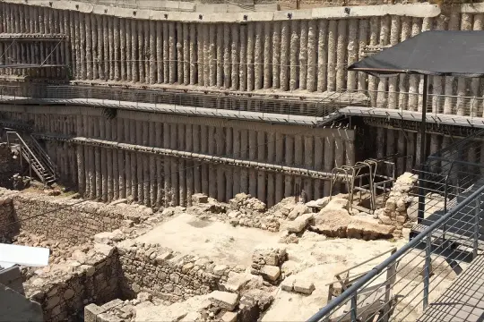 الاحتلال يواصل الحفريات والأنفاق تحت سلوان ويهدد منازل الفلسطينيين