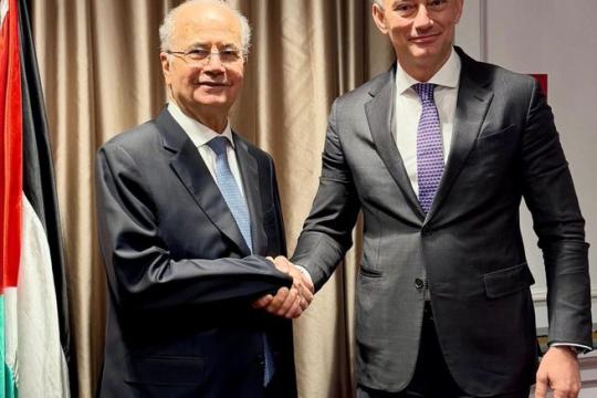 ملادينوف يبحث مع محمد مصطفى تنفيذ القرار الدولي 2803 وإعمار غزة