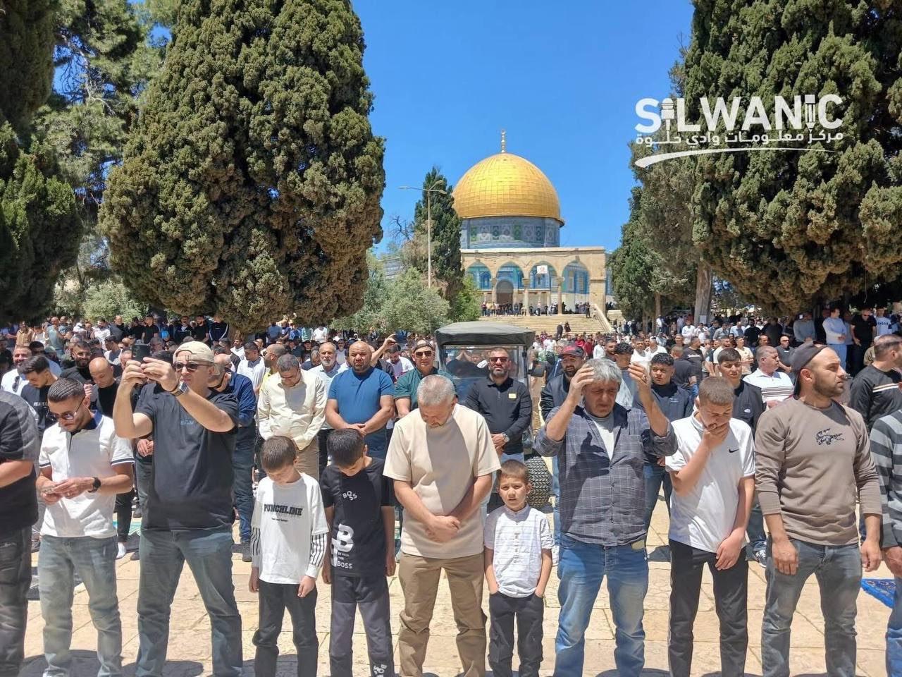 انتشار أمني كثيف وقيود على دخول المصلين وسط تحذيرات من تصعيد خلال مايو