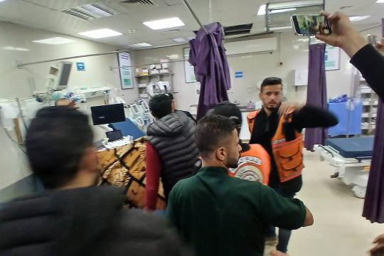 شهيد وإصابة نجل خليل الحية بجروح خطيرة بقصف إسرائيلي لحي الدرج بغزة