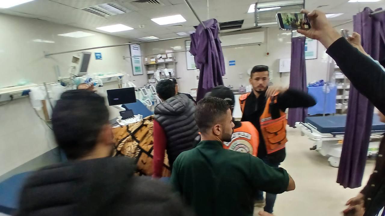 غارة على مدينة غزة تسفر عن سقوط شهيد وإصابة نجل القيادي في حماس بحالة حرجة