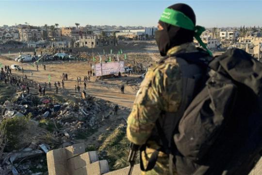 مايكل ميلستين: حماس أكملت جميع التزاماتها بشأن المرحلة الأولى وهذه عقبات الثانية