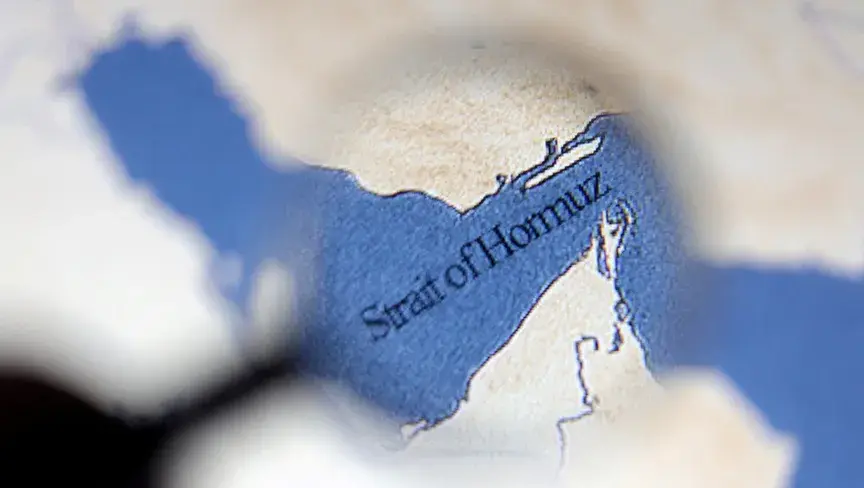 عباس عراقجي يؤكد استعداد بلاده لتسهيل مرور الشحنات النفطية اليابانية وسط التوترات الإقليمية