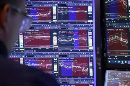أسهم شركات الرقائق تدخل السوق الهابطة وسط تراجع رهانات الذكاء الاصطناعي