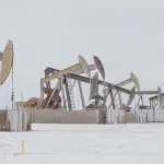 قفزة حادة في أسعار النفط والغاز مع تصاعد التوترات في مضيق هرمز