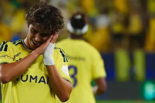 النصر يبدأ مشوار الدفاع عن لقب دوري روشن بثلاثية في شباك الفتح