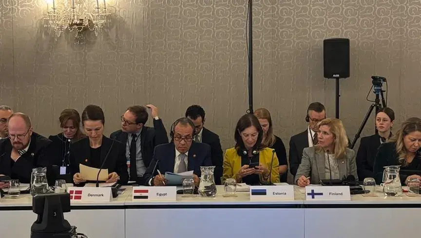 القاهرة تشدد على ضرورة نشر قوات دولية وتؤكد دعمها لإقامة دولة فلسطينية مستقلة على حدود 1967