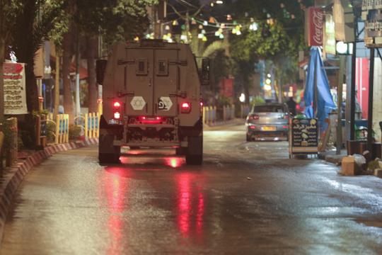 الاحتلال الإسرائيلي يعتقل 15 امرأة من محافظة قلقيلية أغلبهن زوجات أسرى محررين