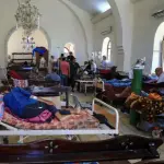 يهدد صحة الآلاف .. فايروس مجهول ينهك أجساد الغزيين