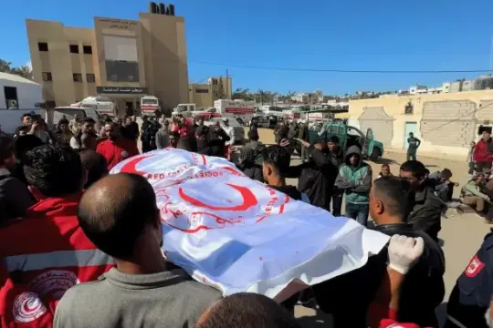 شيّع أهالي غزة المسعف حسين السميري الذي استشهد أثناء إسعاف الجرحى