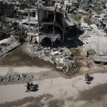 رويترز:  المانحون مترددون في تمويل خطة غزة مع تعثر نزع سلاح حماس