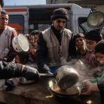 برنامج الأغذية العالمي يوسّع عملياته في غزة - وحظر تجول إسرائيلي في الضفة الغربية يؤثر على الآلاف