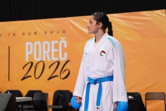مريم بشارات تتوج بذهبية آسيا للكاراتيه