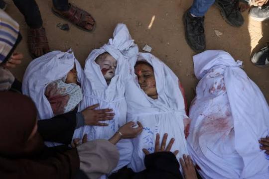 مركز حقوقي: أكثر من 21 ألف طفل فلسطيني قتلوا في غزة منذ أكتوبر 2023