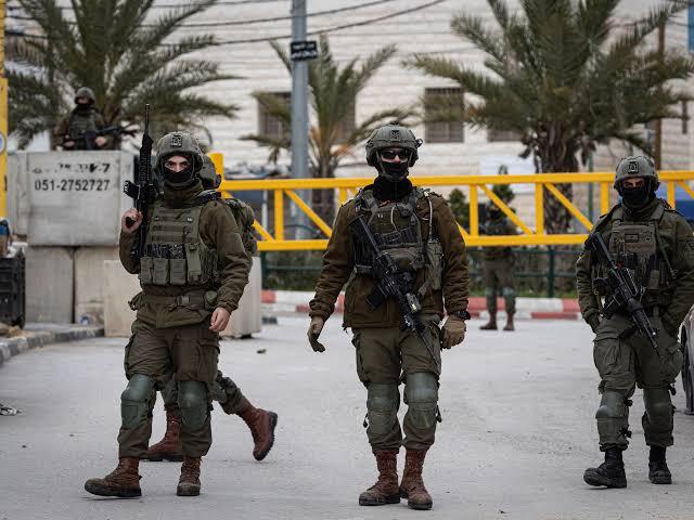 و133 مستوطنًا يقتحمون المسجد الأقصى