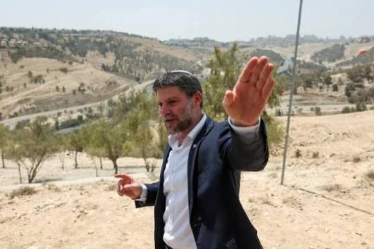 سموتريتش يعلن تسريع مشاريع استيطانية في الضفة الغربية وسط انتقادات إسرائيلية