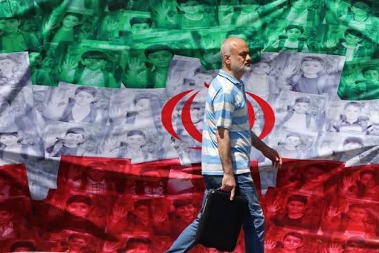فولكر تورك يدعو طهران إلى وقف تنفيذ أحكام الإعدام وسط مخاوف من استخدام العقوبة لقمع المعارضة