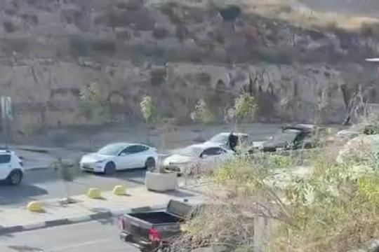 إصابة شاب برصاص الاحتلال واعتقال آخر خلال ملاحقة في حي وادي الجوز بالقدس
