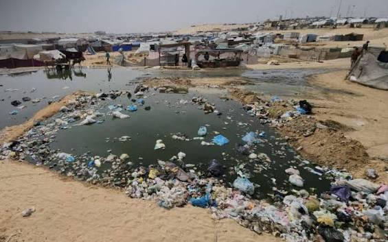اتحاد البلديات: منع إدخال زيوت المولدات وتراجع مخزون السولار يهددان بتوقف الآبار ومحطات الضخ والصرف الصحي وعمليات إزالة الركام