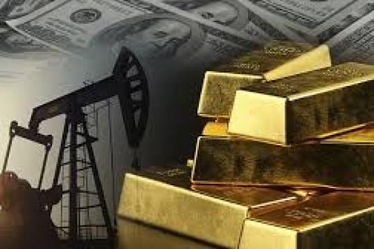 تراجع أسعار الذهب عالميًا مع ارتفاع الدولار وجني الأرباح