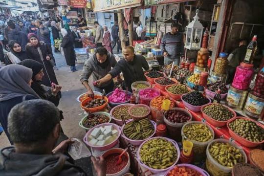 الإحصاء الفلسطيني يطلق مسح إنفاق واستهلاك الأسرة 2026/2027