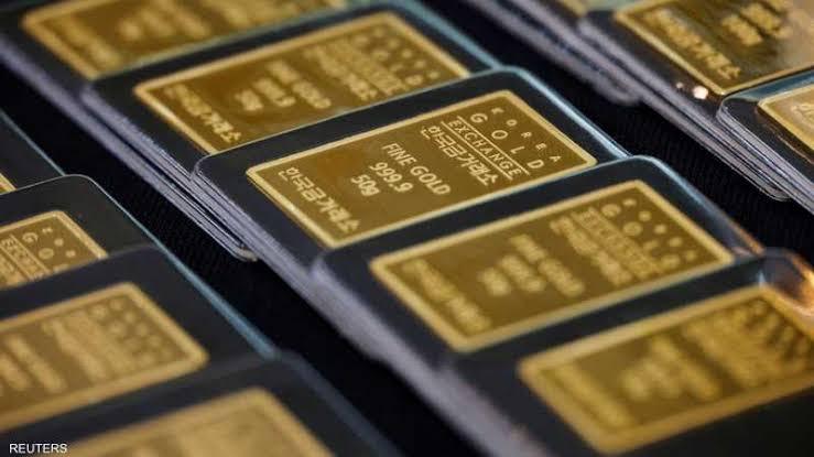 المعدن النفيس يتداول قرب 4530 دولاراً للأونصة مع تراجع العوائد والدولار بعد زيادة مفاجئة في إعادة شراء الديون الحكومية