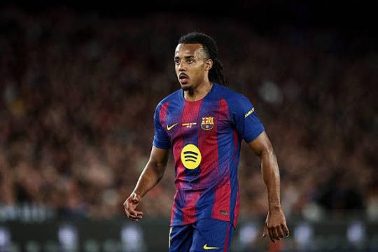 كوندي يغيب عن كلاسيكو ريال مدريد وبرشلونة بسبب إصابة الكاحل