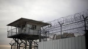 هيئة شؤون الأسرى: منع المعتقلين من معرفة أوقات الصلاة يؤثر على صيامهم وإفطارهم