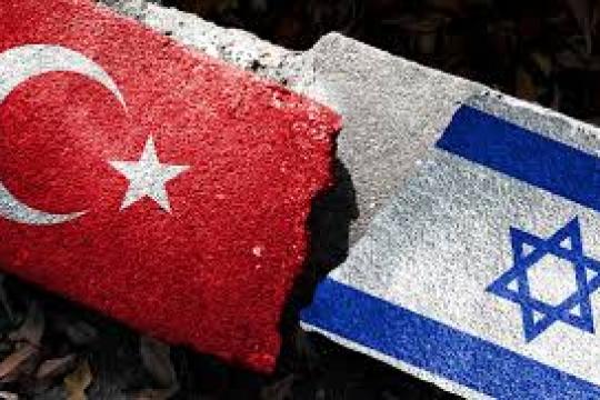 تقرير إسرائيلي يحذر من المبالغة في تشبيه تركيا بإيران ويكشف عن مخاوف تل أبيب