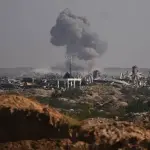 الاحتلال يواصل خروقاته لوقف إطلاق النار ويقصف مناطق متفرقة في قطاع غزة