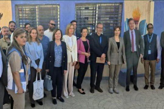 وفد برلماني أوروبي يزور مخيم اليرموك للاطلاع على أوضاع اللاجئين الفلسطينيين في سوريا