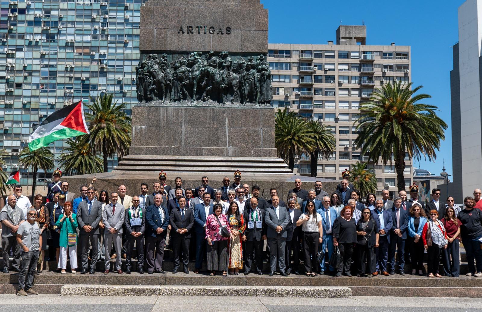 لوحات وموسيقى وكلمات أممية تسلط الضوء على معاناة الفلسطينيين وصمودهم