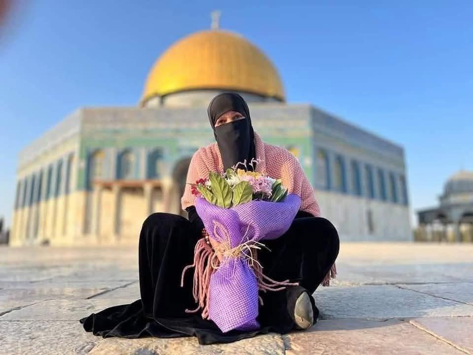 بعد ساعات من اقتحام منزلها