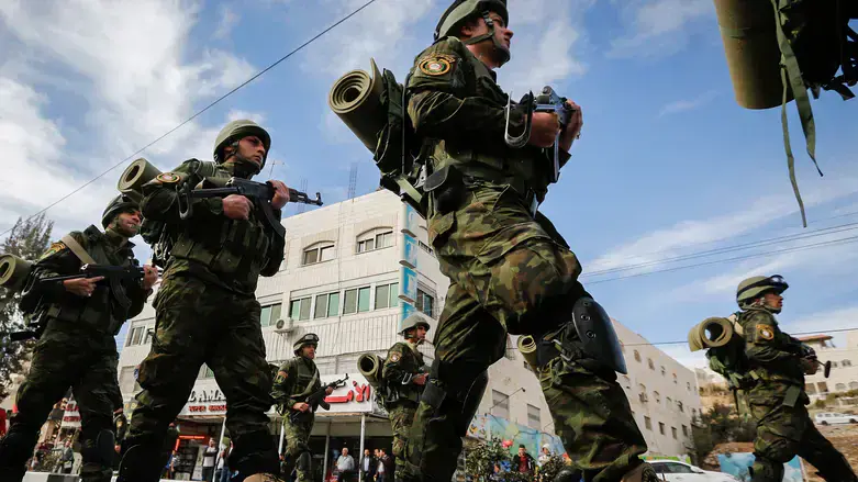 تحقيق يكشف تجهيز أكثر من 60 ألف مسلح بالضفة الغربية لمهام هجومية على غرار أحداث 7 أكتوبر