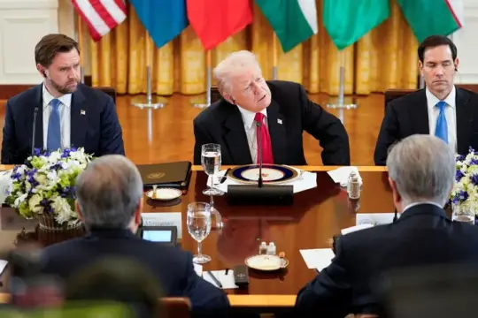 كازاخستان تنضم رسميًا إلى الاتفاقيات الإبراهيمية بإعلان ترامب