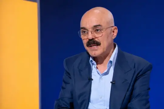 المشهراوي: حماس قدمت صيغة إيجابية بشأن السلاح والاتفاق بات أقرب من أي وقت مضى
