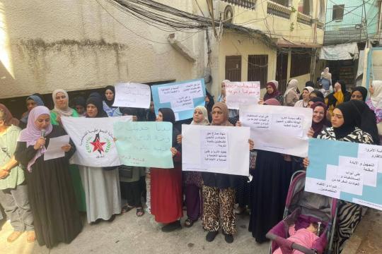 «ندى» تطلق حملة احتجاجية في مخيمات لبنان رفضًا لتقليص خدمات «أونروا»