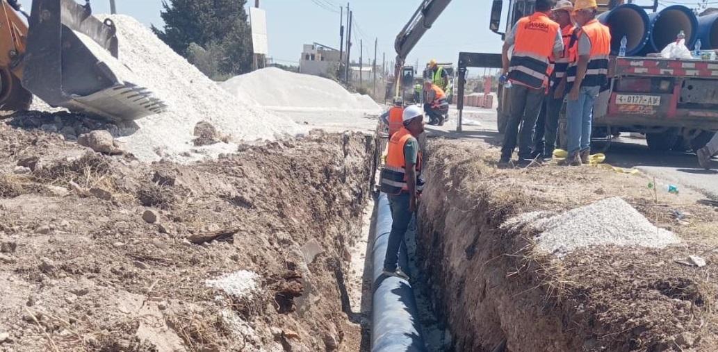 متابعة خط نقل المياه ومحطات الضخ والخزانات لتعزيز استدامة التزويد ورفع كفاءة الخدمات
