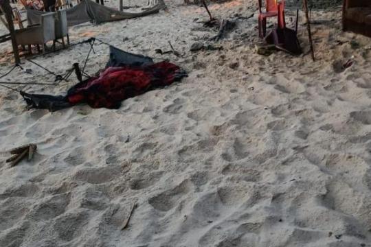 شهيدان وإصابات في قصف إسرائيلي استهدف خيمة للنازحين بمواصي خانيونس